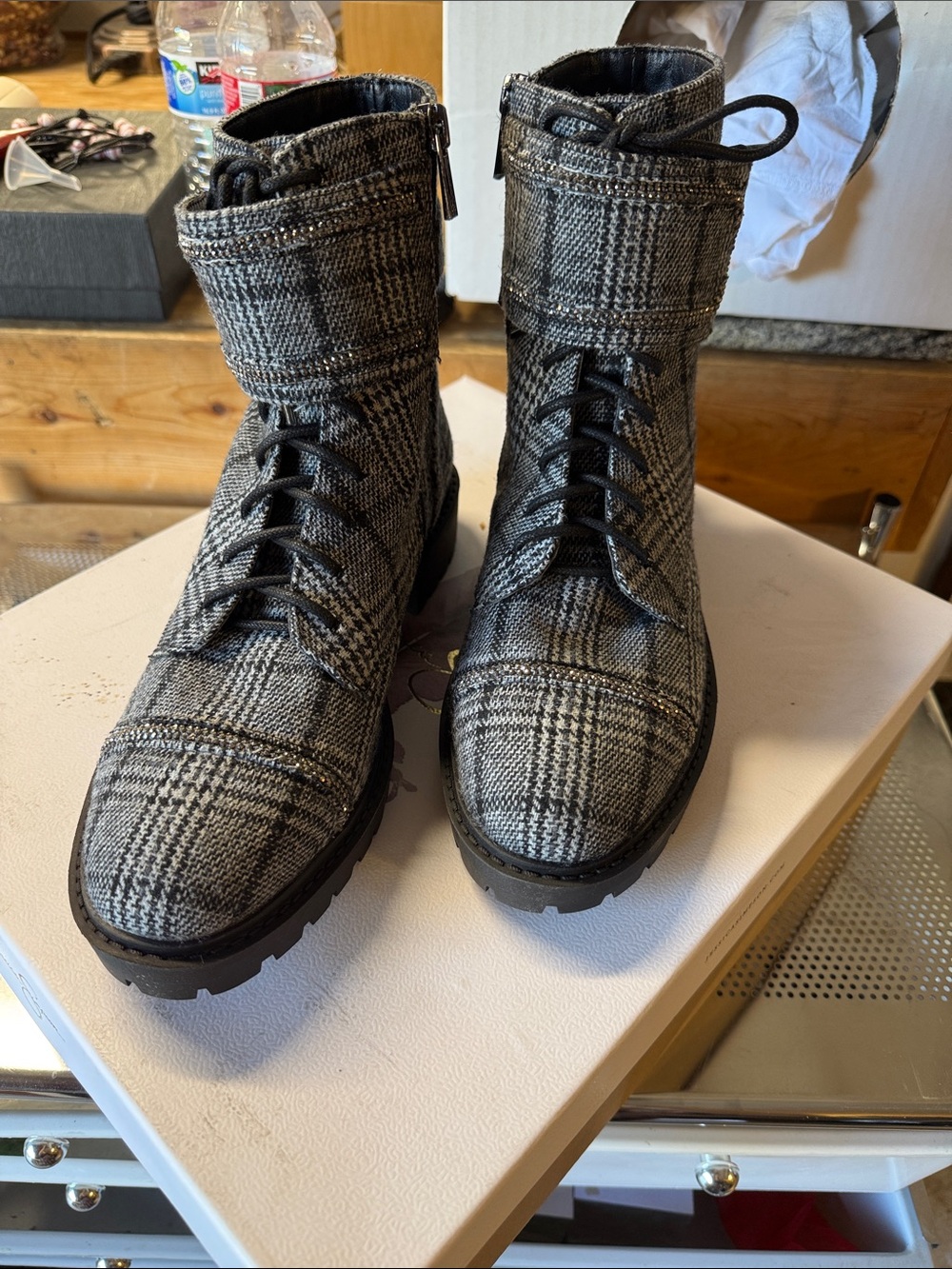 Jessica Simpson Gray Plaid Lace-Up Ankle Booties size 8 NIB